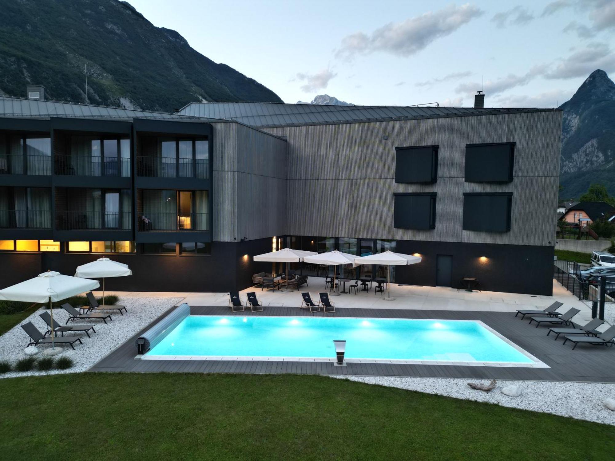 Hotel Soca Bovec Ngoại thất bức ảnh