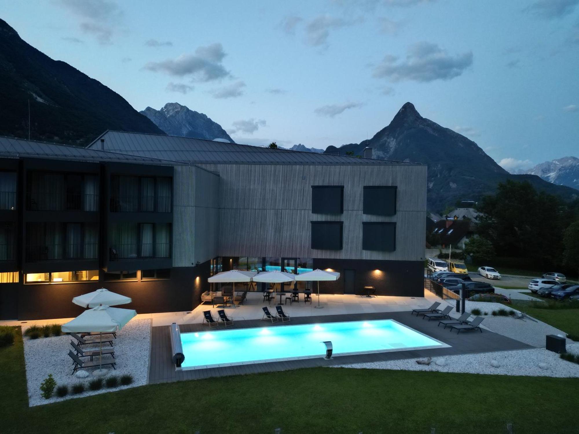 Hotel Soca Bovec Ngoại thất bức ảnh