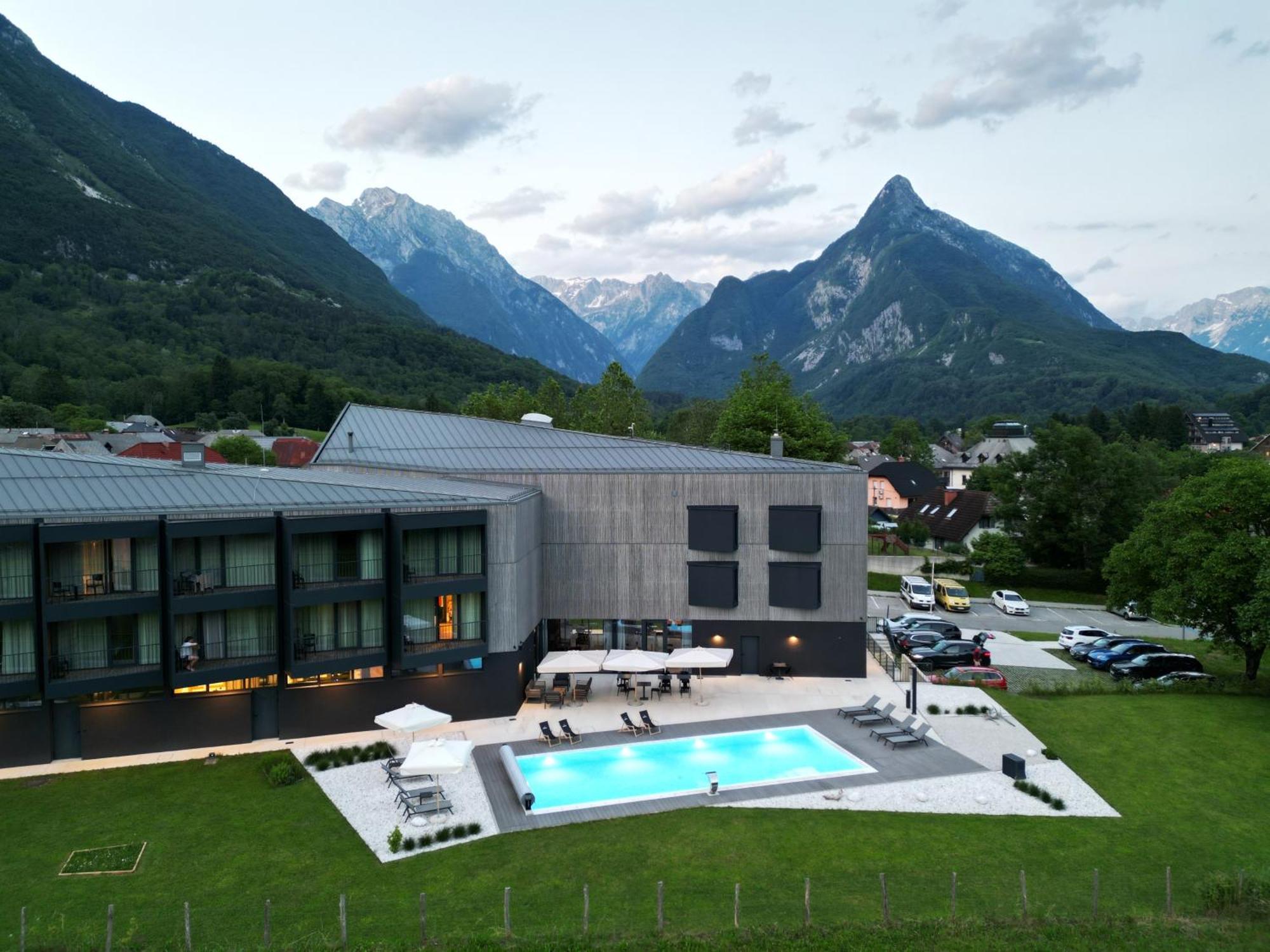 Hotel Soca Bovec Ngoại thất bức ảnh